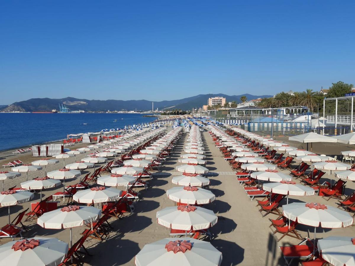 Apartament La Casa Del Mare Savona Zewnętrze zdjęcie